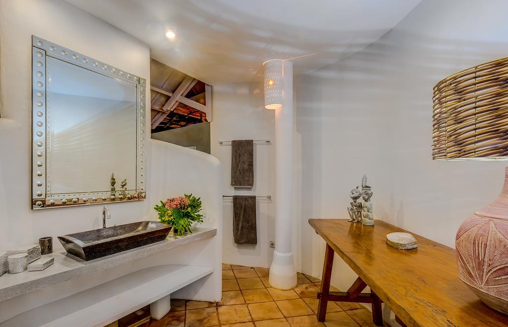 La Villa Oberoi Σεμινιάκ Δωμάτιο φωτογραφία